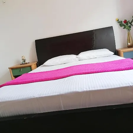 Shared Near Acropolis And Monastiraki Apartment *